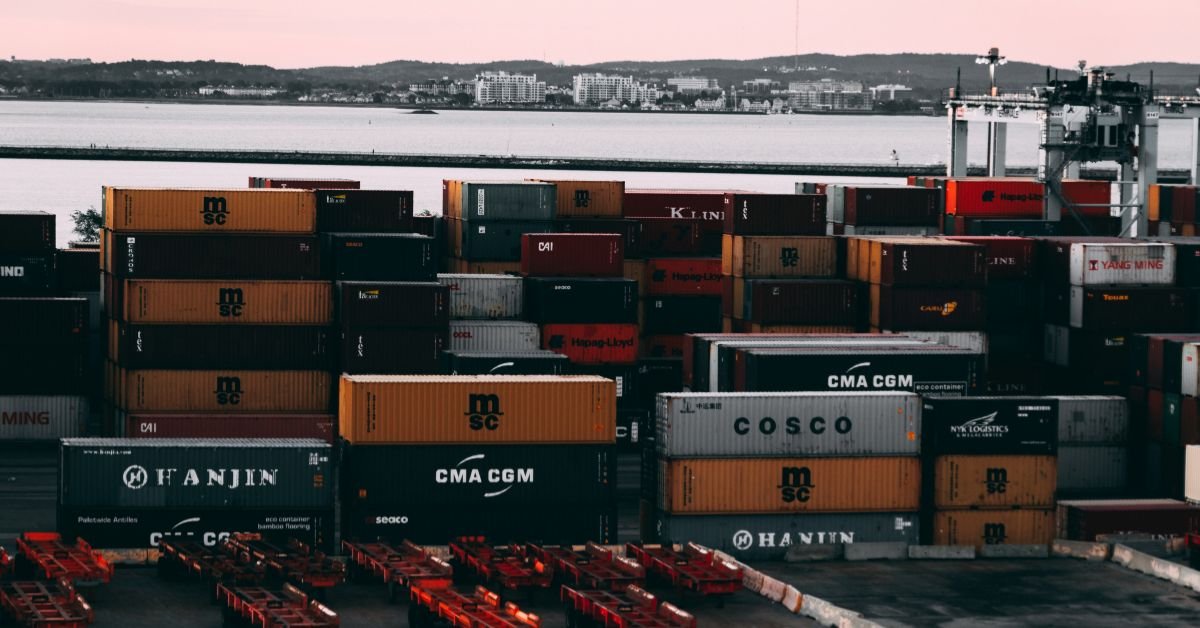 What is a Freight Broker and When Should You Need One